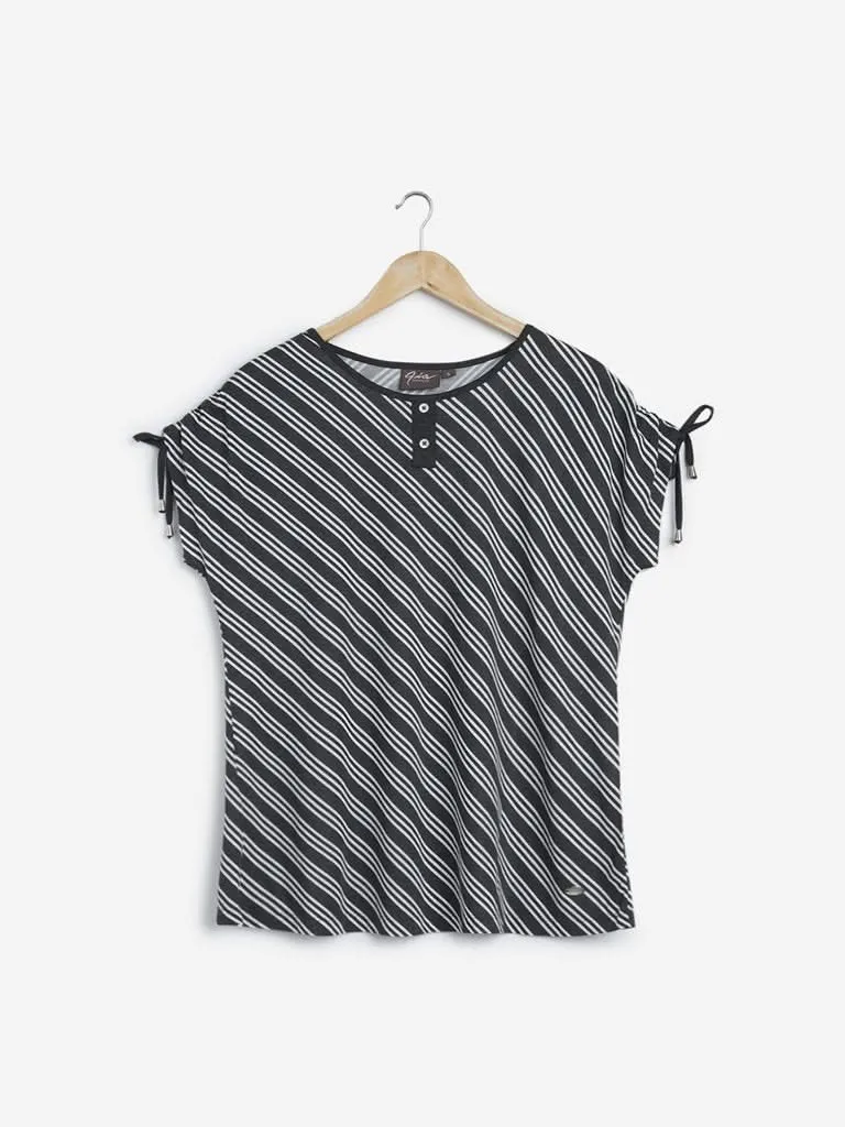 Gia Curves Grey Striped Chase T-Shirt