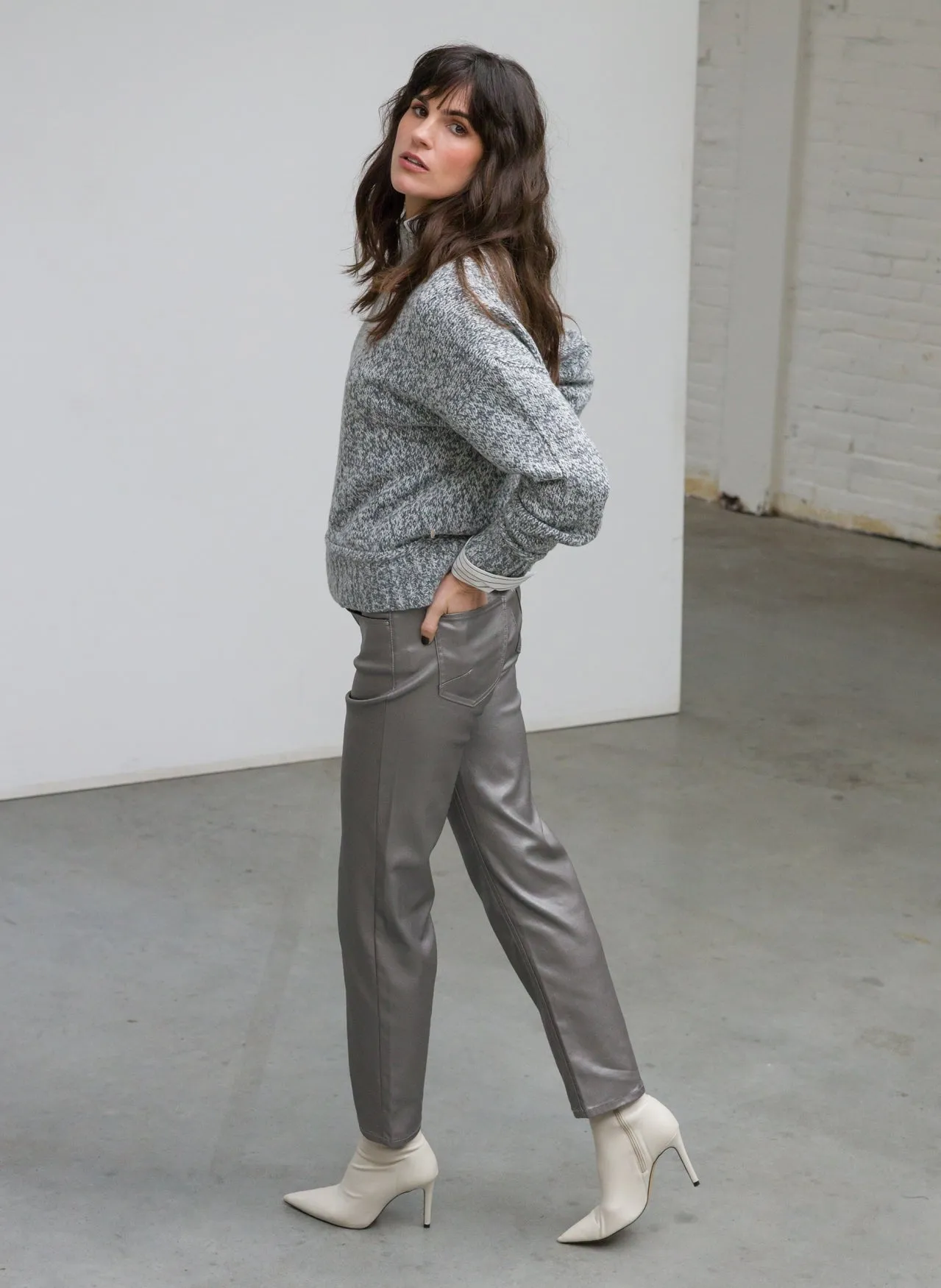 Oelkje Metallic Straight Leg Pant