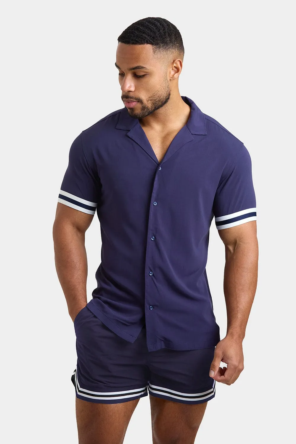 Resort Shirt in Navy