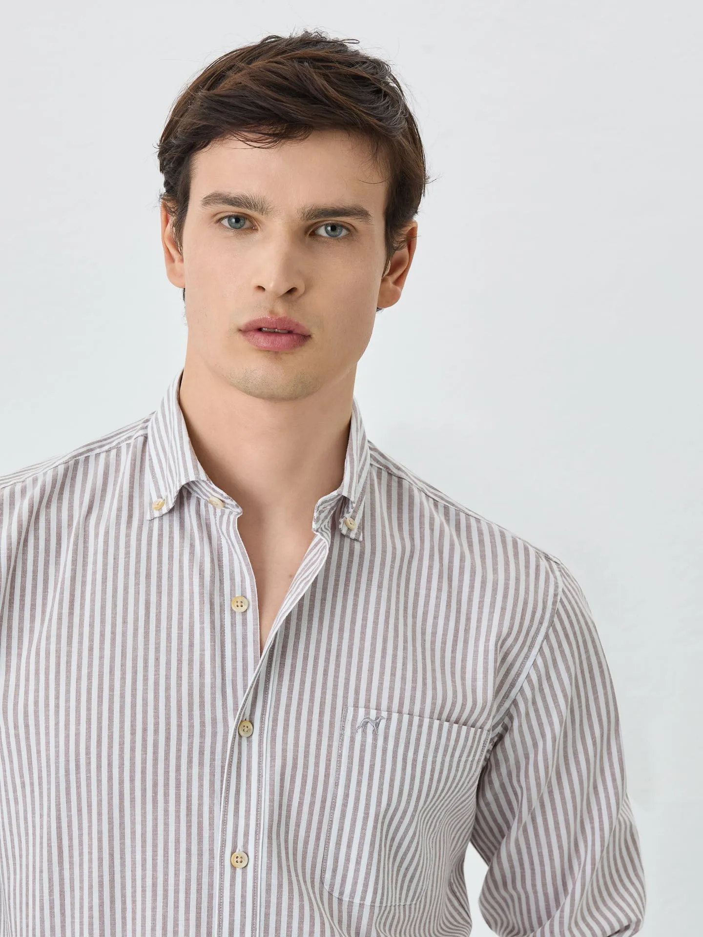 Slim Fit Shirt With Button Down Collar In Cotton-linen Blend With Stripes